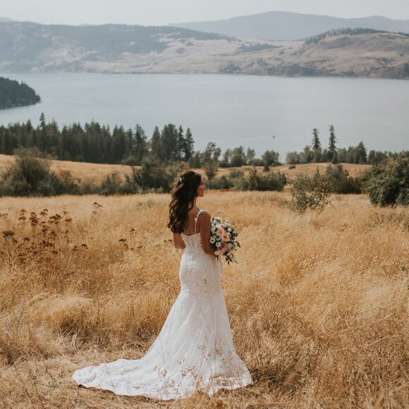 L'amour by Calla Blanche Daenerys - Wedding dress in Ivory/ivory size 4 - Picture 7 of 7